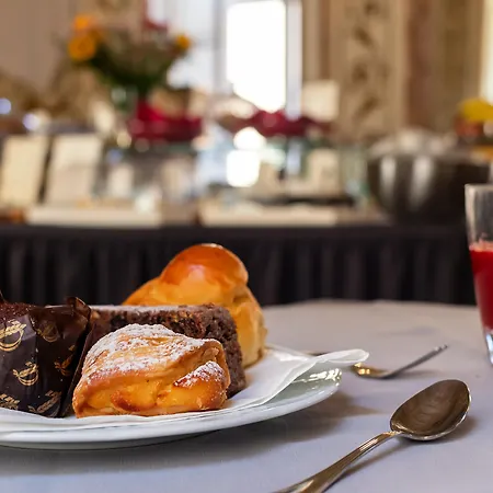 Decumani De Charme 4*