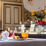 Decumani De Charme 4* Νάπολη