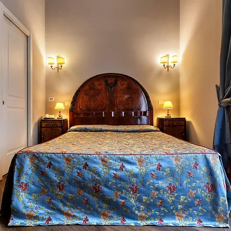 Decumani De Charme 4* Naples
