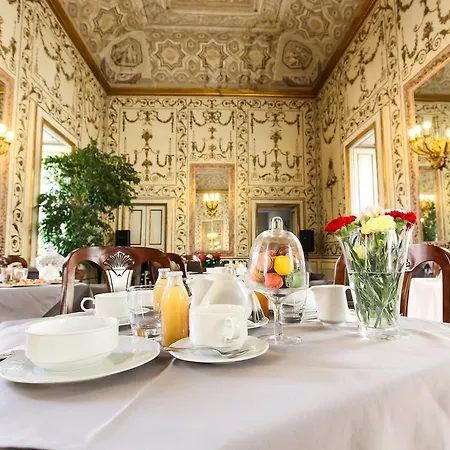 Hotel Decumani De Charme