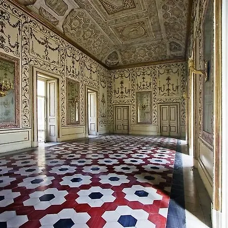 Decumani De Charme