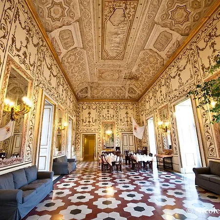 Decumani De Charme Hotel