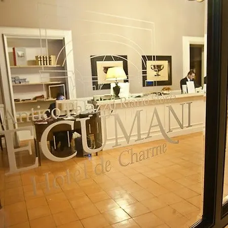 Decumani De Charme