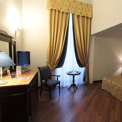 Hotell Decumani De Charme 4*