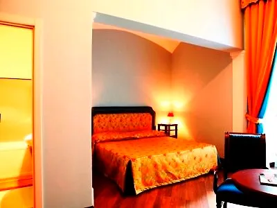 Decumani De Charme Hotel 4*