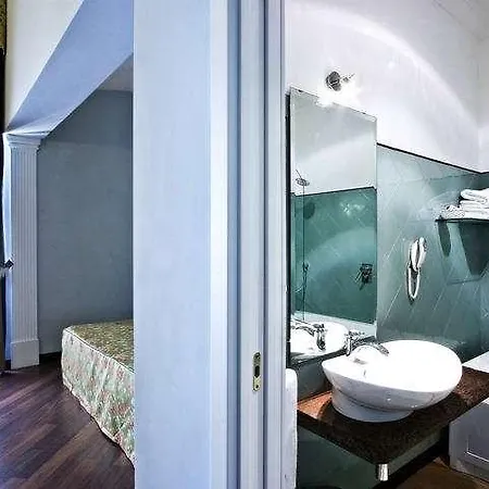 Decumani De Charme Hotel 4*