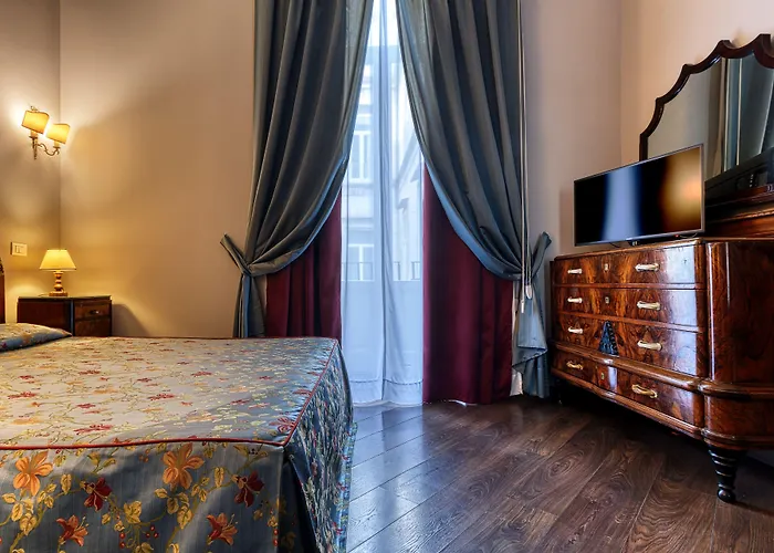 德库玛德尼查梅酒店 酒店