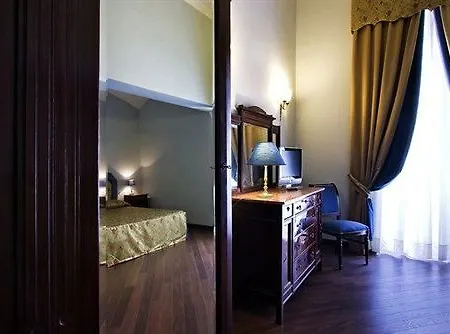 Decumani De Charme Отель 4*